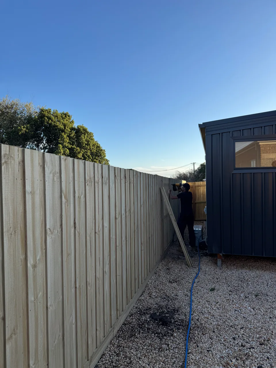 1.95 m high timber paling fence built by Armstrong Creek Fencing